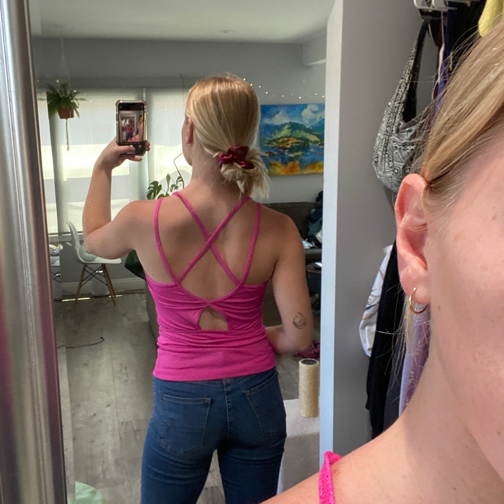 Hot pink Lorna Jane active tank